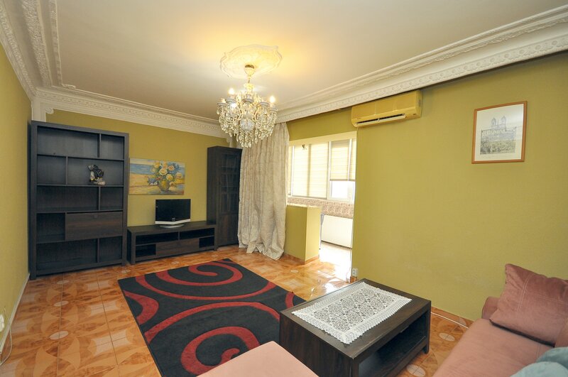 Crangasi metrou, apartament 2 camere decomandat, mobilat complet.