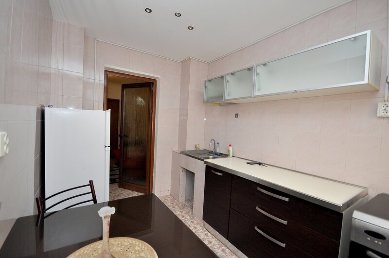 Crangasi metrou, apartament 2 camere decomandat, mobilat complet.