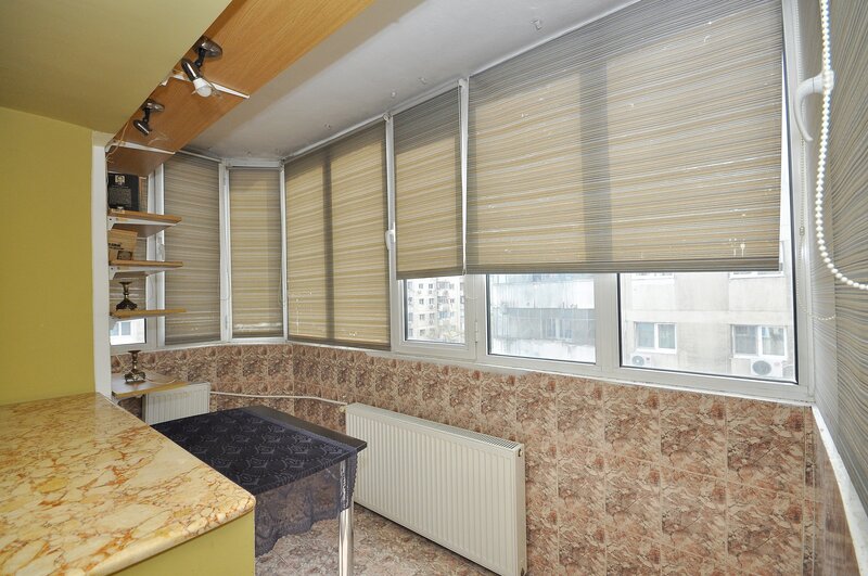 Crangasi metrou, apartament 2 camere decomandat, mobilat complet.